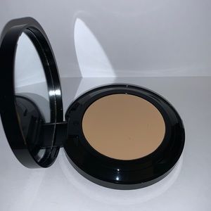 1 Warm Ivory Skin Moisture Compact Foundation